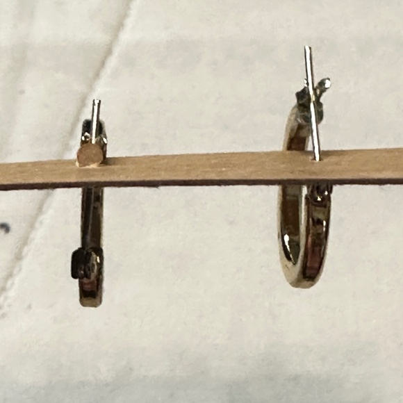 2/$15 Gold tone hoops w/hinge snap back clasp. - Picture 2 of 8